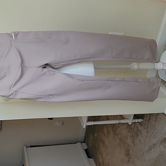 DANSKIN CROSS-WAIST FLARE PANTS.....NWT....MEDIUM - Picture 4 of 11